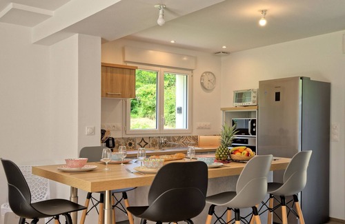 Plougrescant Casa | Kermorvan by Interhome