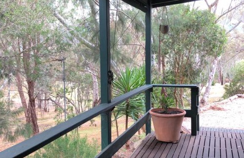 Kerrisdale Casa | Kerrisdale Railway Cottage