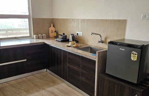 Vrindavan Apartamento | El Refugio de Keshvi: 1BHK cerca de Prem Mandir en la serena Vrindavan