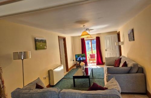 Llandovery Casa | Kestrel Farmhouse