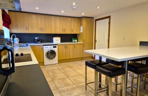 Llandovery Casa | Kestrel Farmhouse