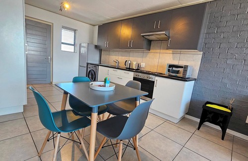Milnerton Apartamento | Key West 214 by CTHA