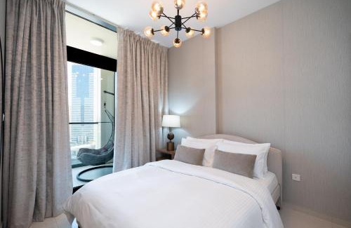 Downtown Dubai Apartamento | Keyrock Living - Lakeview Escape in Business Bay