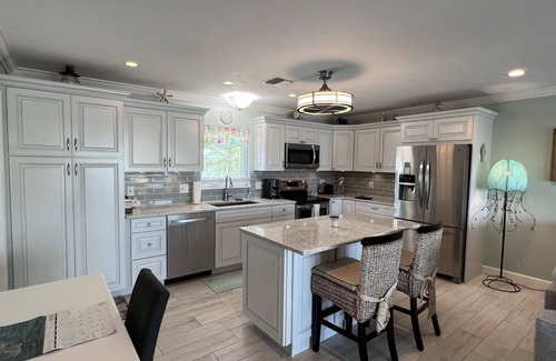 Little Torch Key Casa | Keys Paradise 2-bedroom, 2-bath with heated pool & direct access to the Atlantic
