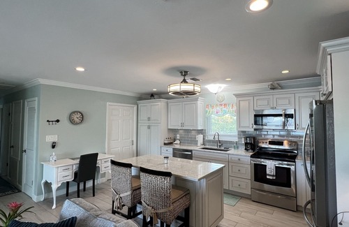 Little Torch Key Casa | Keys Paradise 2-bedroom, 2-bath with heated pool & direct access to the Atlantic