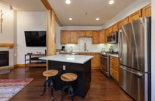 Keystone Condominio | ** Nuevo listado ** 2 Master Suites, cocina actualizada, hermosas vistas, WIFI gratuito