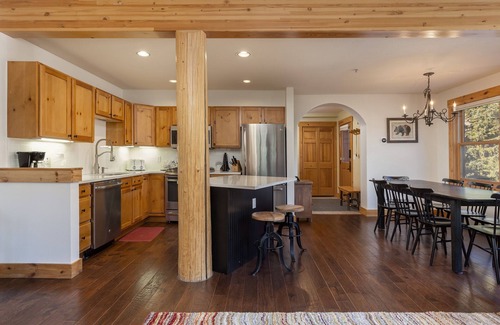 Keystone Condominio | ** Nuevo listado ** 2 Master Suites, cocina actualizada, hermosas vistas, WIFI gratuito