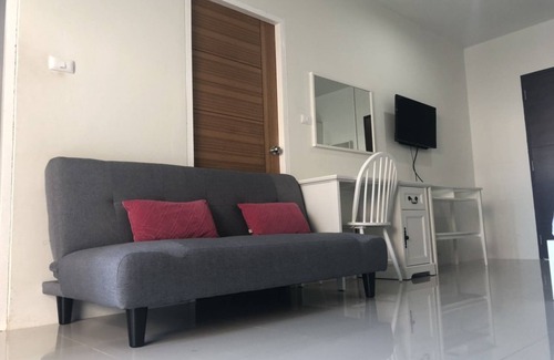 Sa Khu Casa | Khao Oat Airport