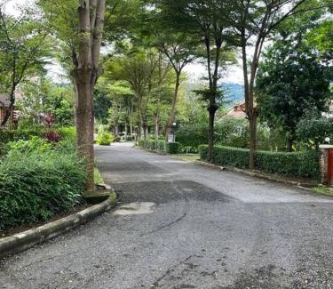 Mu Si Apartamento | KhaoYai Treescape Retreat คอนโดบ้านชลธารเขาใหญ่ 2 ห้องนอน 2ห้องน้ำ 88ตารางเมตร ถนนธนะรัชต์