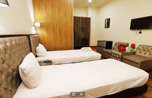 Faisalabad Hotel | Khayyam Hotel