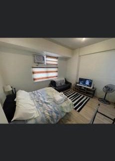 Binan City Apartamento | Khentdrick's Place at Holland Park Southwoods