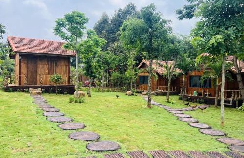 Chau Duc Cabina | Khu Nghỉ dưỡng Sinh thái Nhà Lụa Retreat