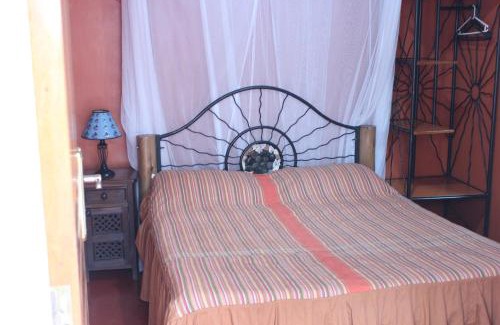 Ngara Cama Y Desayuno | Khweza Bed and Breakfast