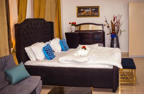 Madina Cama Y Desayuno | Khya Luxe Villa