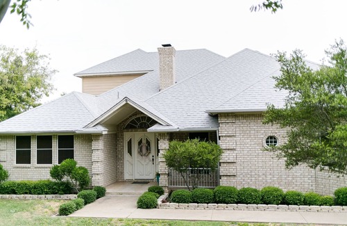 Granbury Casa | Hermosa casa de familia grande en el agua