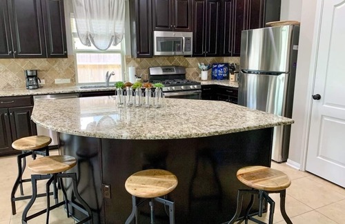 College Park Casa | Kid-Friendly Beautiful Home in Conroe/ The Woodlands
