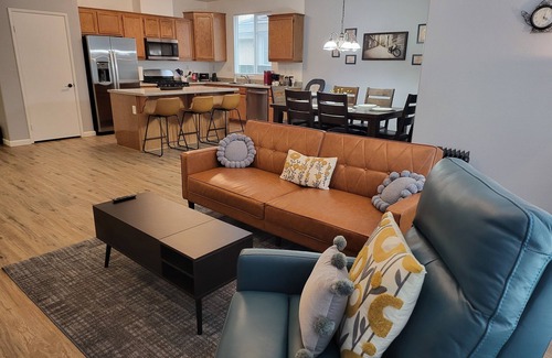 Victorville Casa | Kid Friendly Comfy Get Away