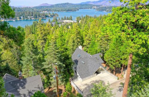 Lake Arrowhead Casa | Kid's Paradise! Ball Pit 2 Lofts Lakeview 5 bd, 3ba