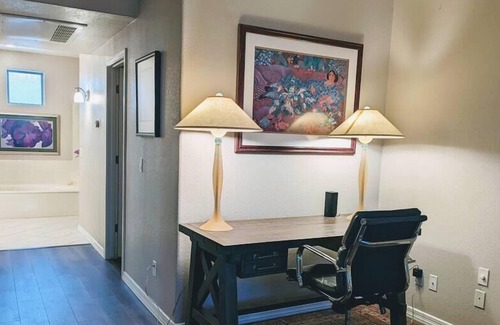 Shea North Estates Casa | Kierland Condo Beautiful Pool Golfing Pet Friendly