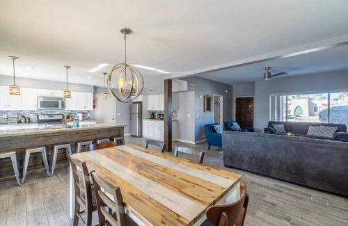 Raskin Estates Casa | Kierland Jewel | Pool+Spa+Game Room+Putt+Fire Pit!