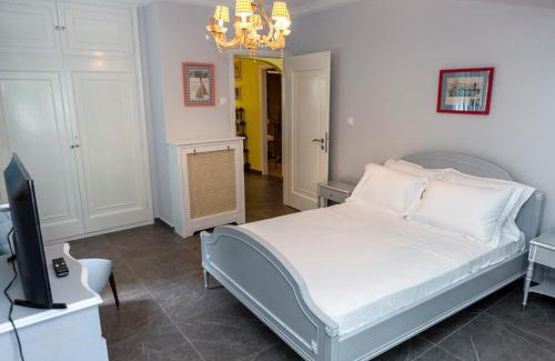 Kifisia Apartamento | Kifissia 50's designer house