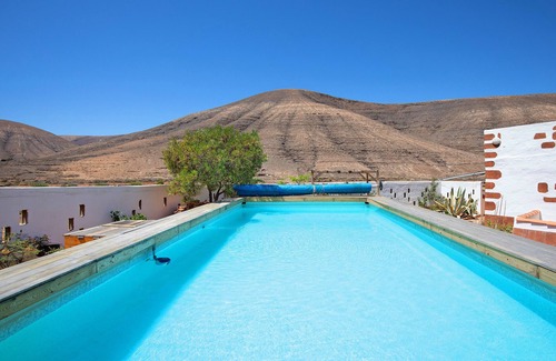 Guisguey Apartamento | Casa de vacaciones Kikiki House Loft Veranda con vistas al mar, piscina, jardín y Wi-Fi