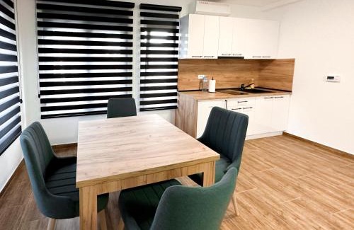 Zrenjanin Cama Y Desayuno | Kiko apartmani LUX