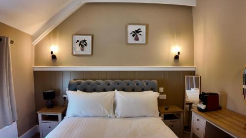 Fivelanes Hotel | Kil Margh - Rising Sun Inn