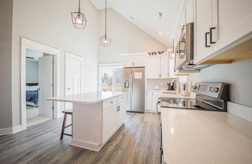 Harbinger Casa | KIL9118 Kilmarlic Woods Cottage. Golf Resort, Community Pool & Fitness