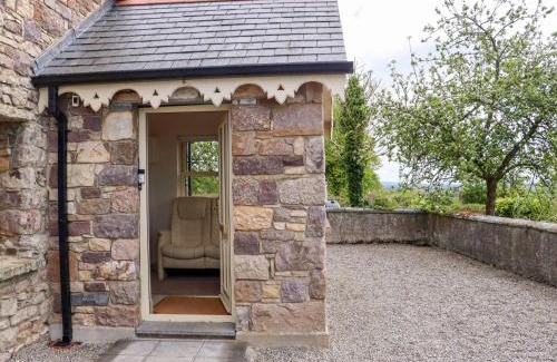 South Tipperary Casa | Kilcash Castle Cottage