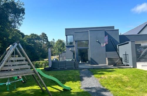 Aghadoe Casa | Killarney modern family cottage