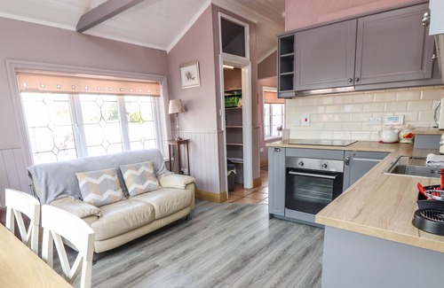 Belmont Casa | KILLYGALLY COTTAGE, family friendly in Belmont, Co Offaly