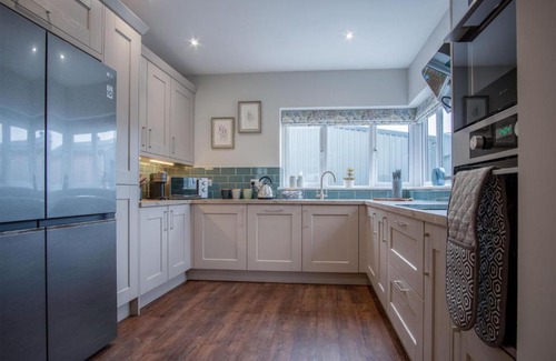 Narberth Casa | Kiln Park Farmhouse - 4 Bedroom Cottage - Narberth