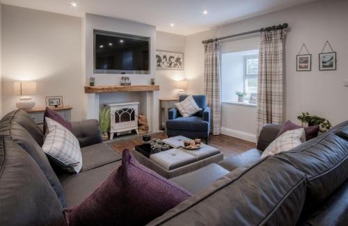 Narberth Casa | Kiln Park Farmhouse - 4 Bedroom Cottage - Narberth