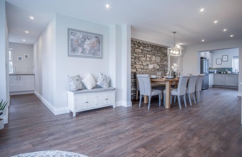 Narberth Casa | Kiln Park Farmhouse - 4 Bedroom Cottage - Narberth
