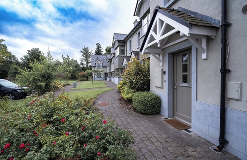 Ballyfarnon Casa | Kilronan Castle Holiday Home - Beside Luxury Hotel