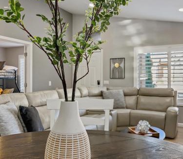 Kingswood Parke Casa | Kimberly Surprise