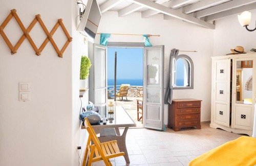 Sikinos Casa | Kimolos - Sikinos Sunset