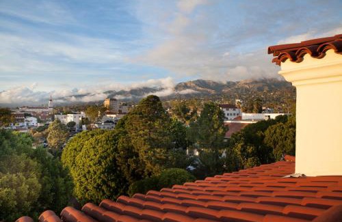 Historic Downtown Santa Barbara Complejo | Kimpton Canary Hotel by IHG