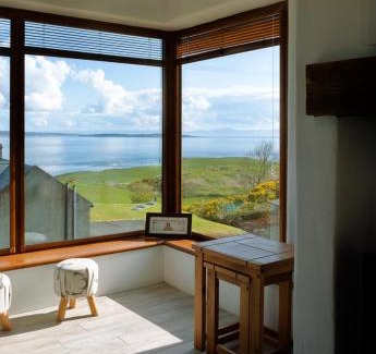 Ballycastle Apartamento | Kinbane Self Catering Cottages - 'Makem's Cottage'