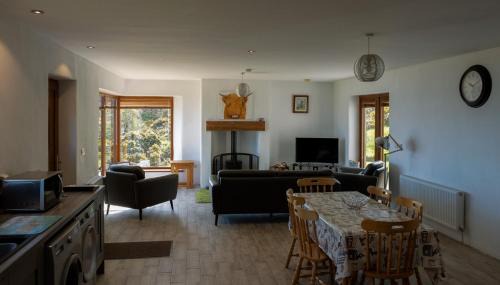 Ballycastle Apartamento | Kinbane Self Catering Cottages - 'Makem's Cottage'