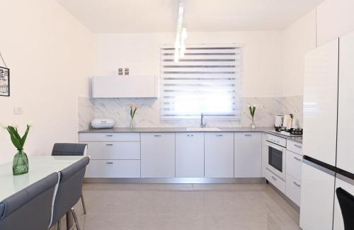 Tiberias Apartamento | Kineret sheli- 4Bedrooms luxury apartment with stunning lake view