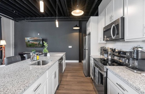 Northwest Philadelphia Apartamento | KING 1BR Apt Free Parking Germantown - Near Temple, La Salle, Einstein
