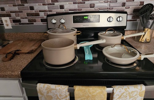 Saginaw Casa | King bed 4-bedroom house in Saginaw with WiFi, AC 10mins from stockyards