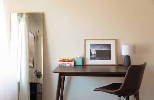 Westlake Village Condominio | Spacious KING Bed Suite Near Malibu