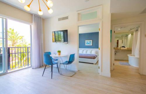 South Beach Apartamento | King Bed-Apt with Rooftop Pool-Bar D303