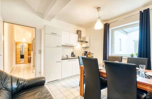 Favoriten Condominio | ⍟King bed home, 3 bed rooms⍟ Ideal for big groups