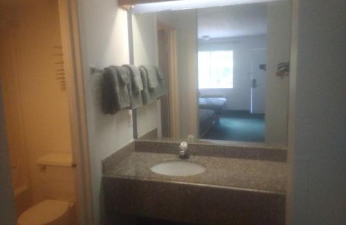 Livingston Apartamento | King Bed Hotel Studio 238
