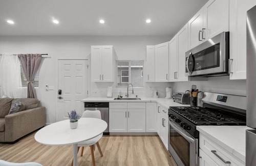 Burbank Apartamento | King Bed Near Universal Studios Private Patio 102