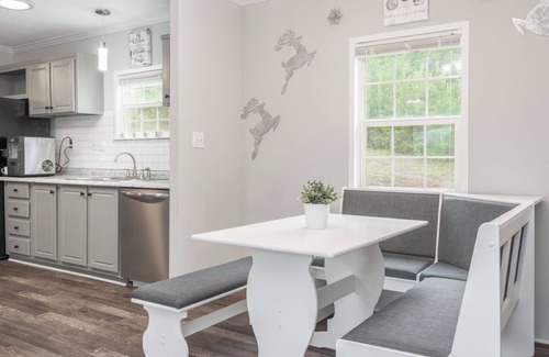 Madison Casa | King Bed Pet Friendly BBQ Grill Peaceful